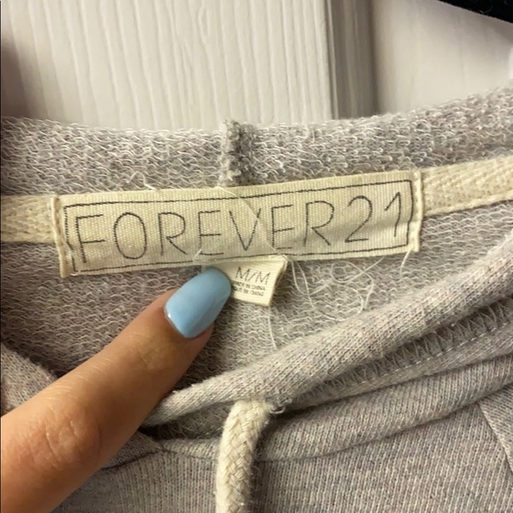 Cropped 3/4 Length Grey Hoodie - Picture 2 of 5